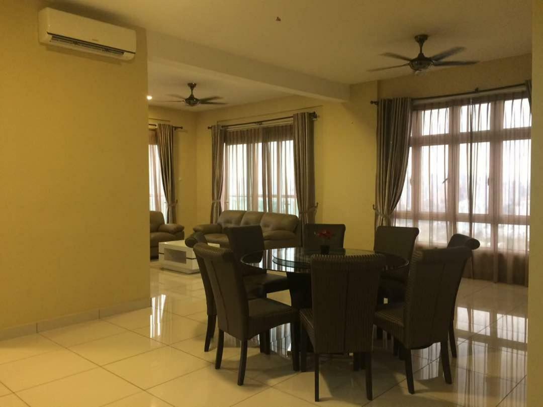 Royal Regent Condominum By Ihost Kuala Lumpur Luaran gambar