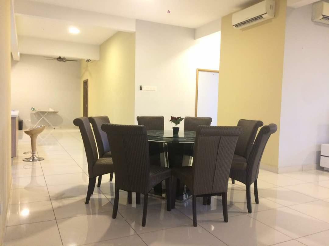 Royal Regent Condominum By Ihost Kuala Lumpur Luaran gambar